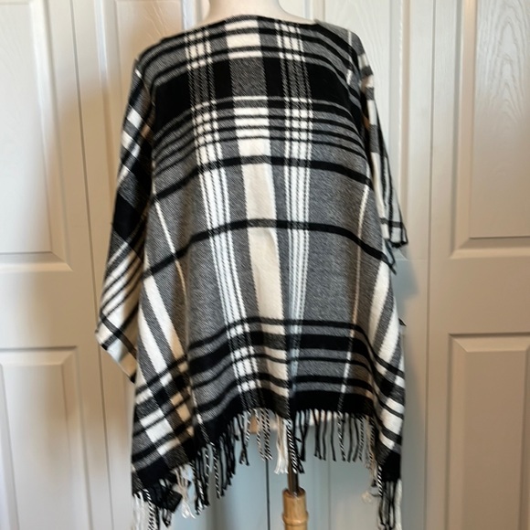 a new day Sweaters - A New Day Poncho